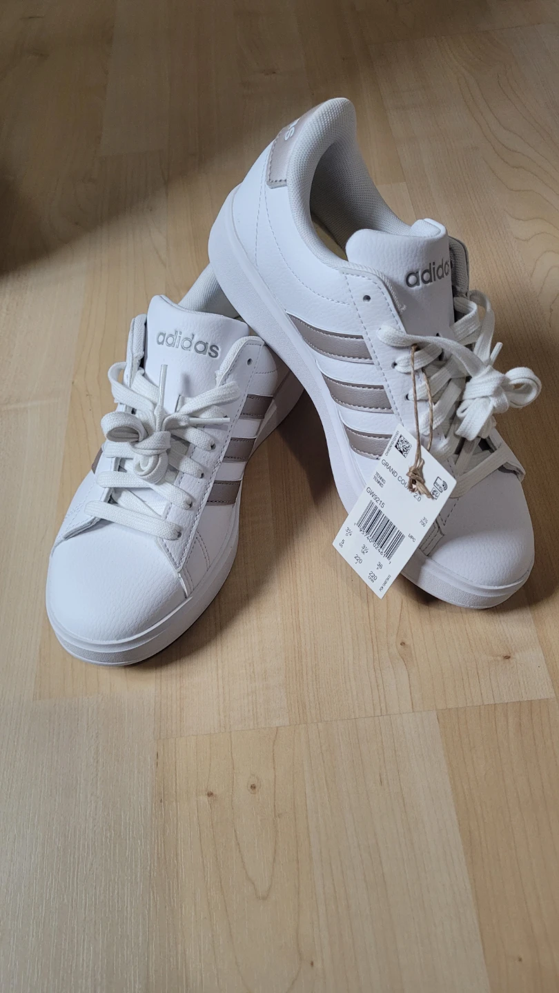 Brand new Adidas runners for sale!