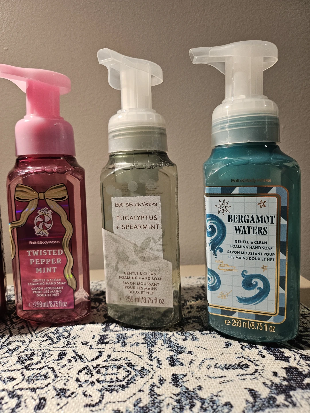 Bath & Body Works Foaming Hand Soaps (6) - photo 2