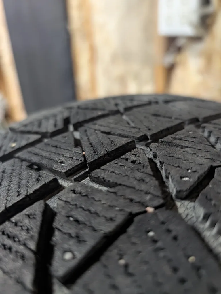 (4)-215/60R16 Winter Tires/Rims Off 2016 Chevrolet Cruze 5x105 image indicator(6)