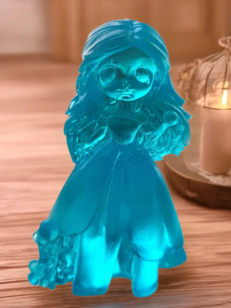 Laura in Love ,Handmade Resin Doll. Elegant Decorative Figurine