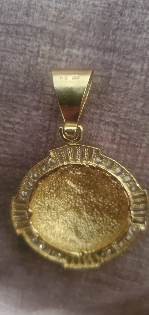 10k gold chain and pendant image indicator(4)