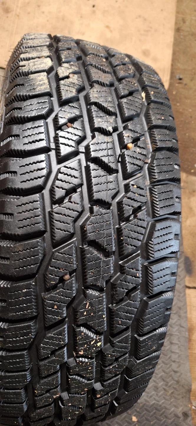 Cooper Discoverer A/T   w  245/70/R16 Tire - photo 3
