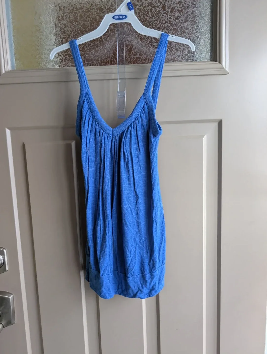 Womens sz sm tank tops $3 each image indicator(3)