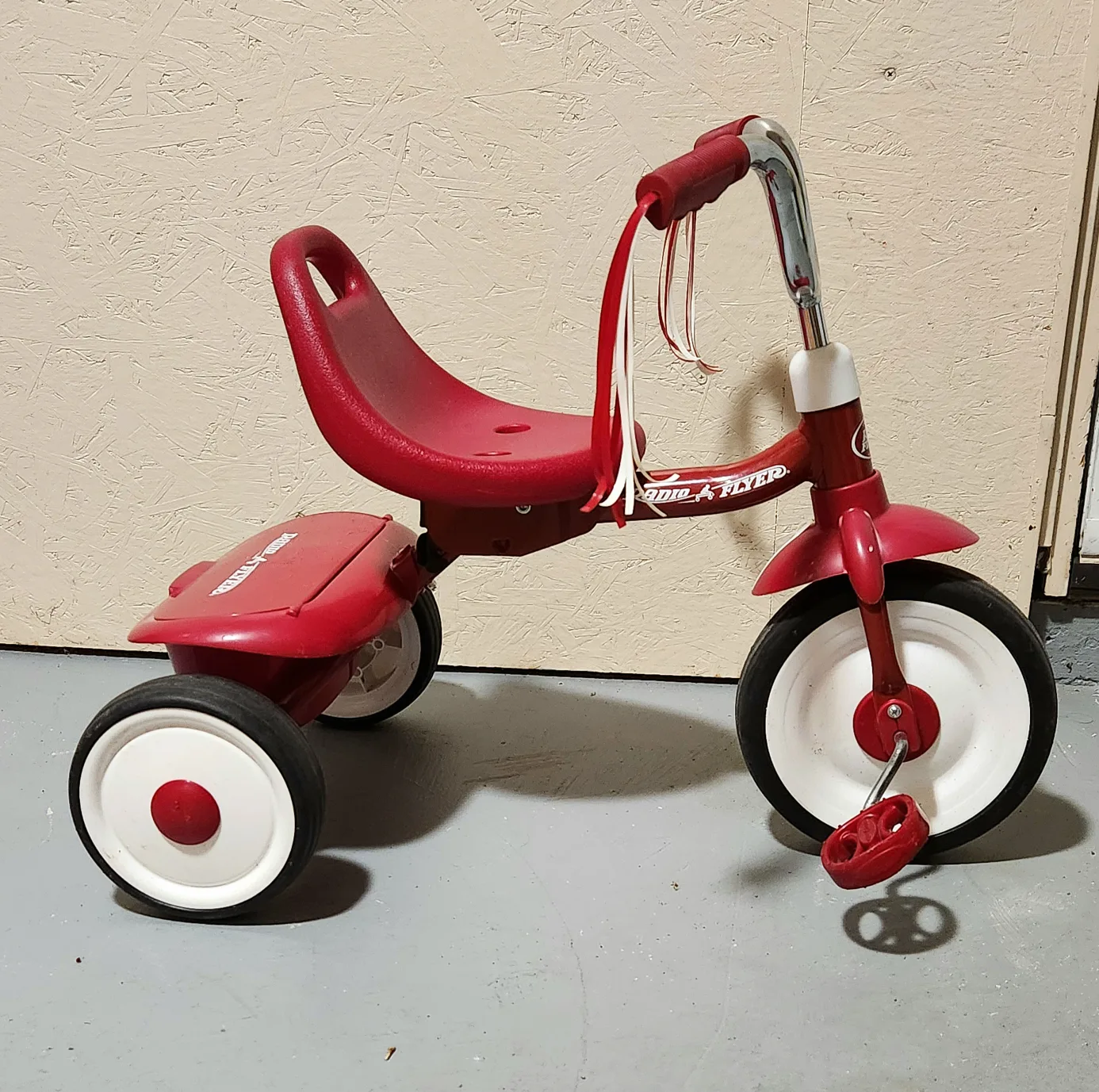 Radio Flyer Red Tricycle