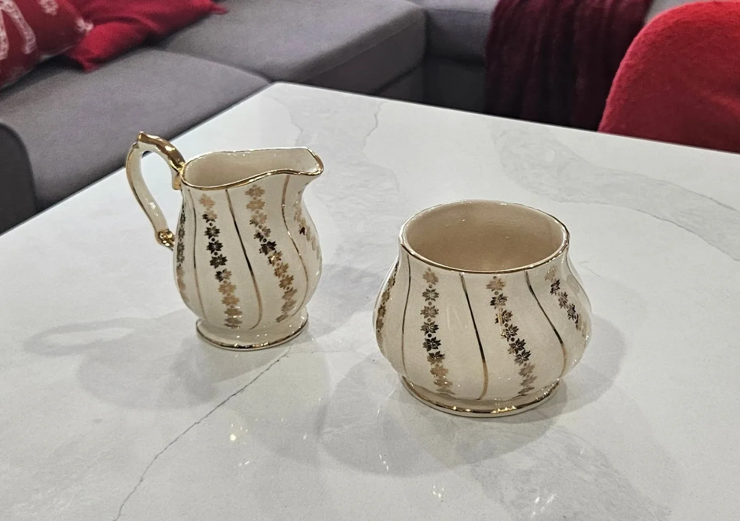 Sadler Creamer and Sugar Bowl Set