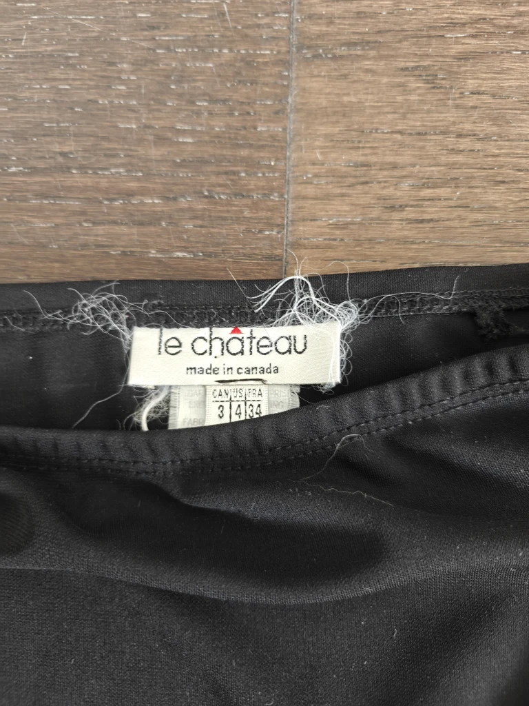 Le Chateau Black Skirt Size 4 - photo 2