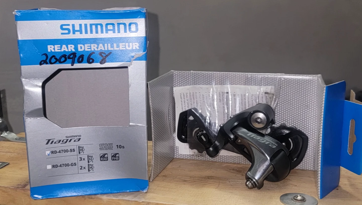 Shimano Tiagra RD-4700-SS Rear Derailleur - Like New! - photo 3