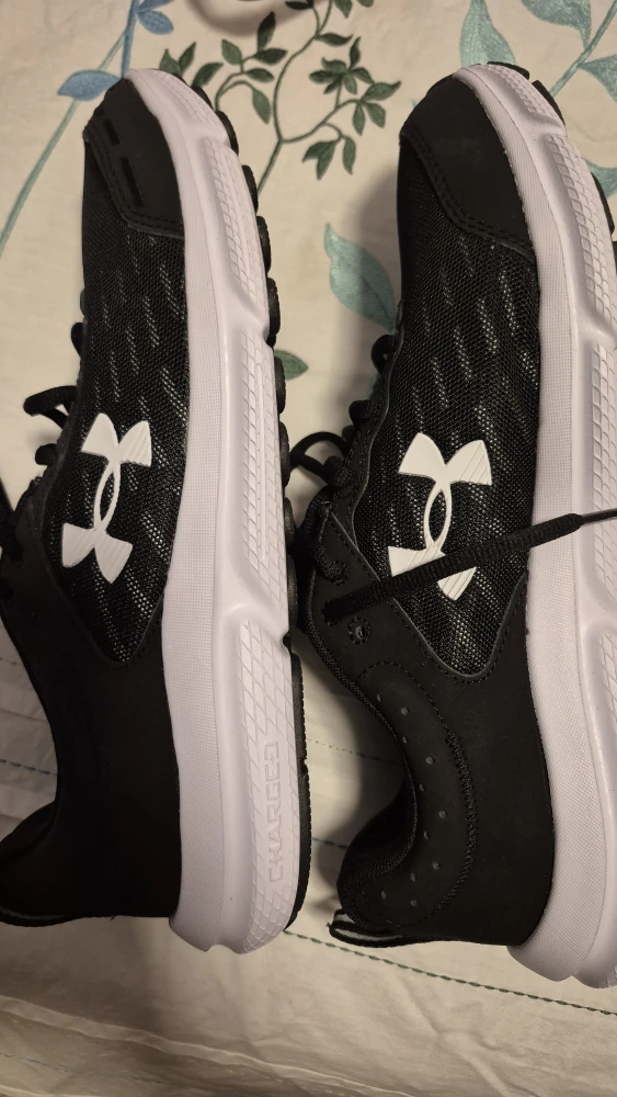 Under Armour Charged Assert 9 Black Sneakers - photo 2