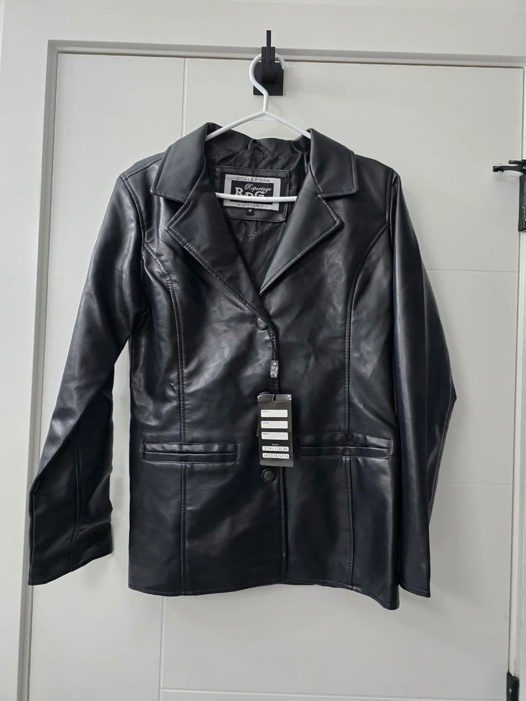 Brand new RDG Black Faux Leather Blazer, Size M