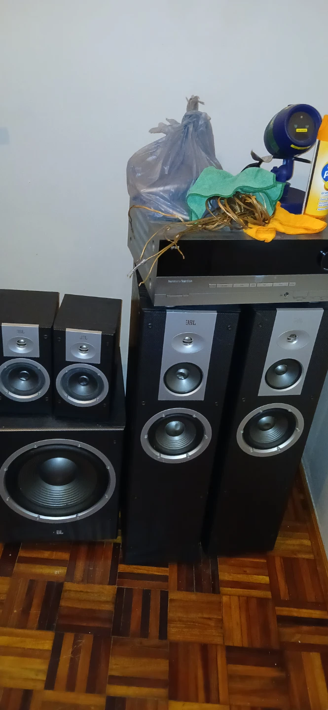 JBL Home Theater Speaker Set