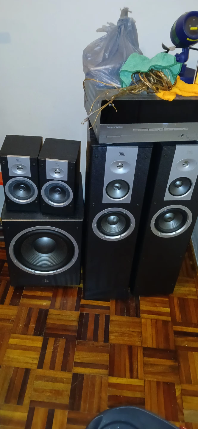 JBL Home Theater Speaker Set - photo 2