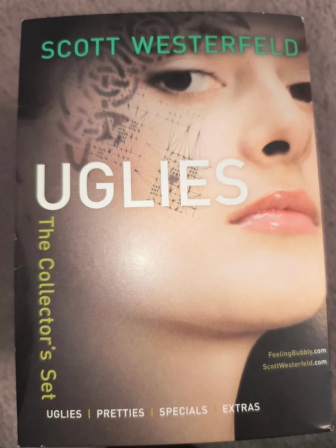 Uglies The Collector's Set by Scott Westerfeld image indicator(3)