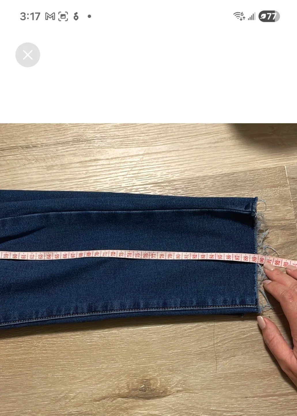 Ladies  guess  jeans image indicator(6)