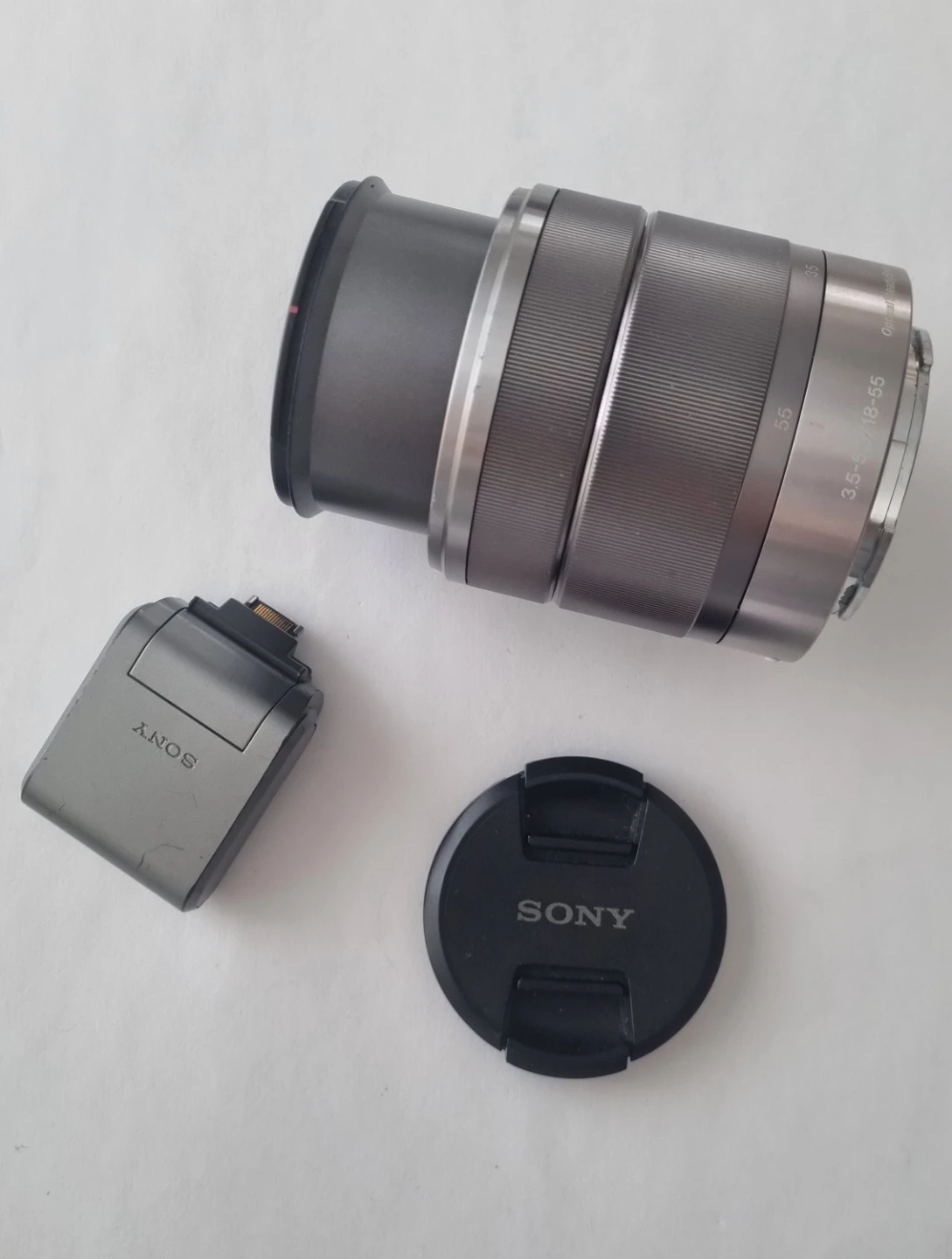 Sony Lens E 3.5-5.6/18-55 OSS & flash - photo 2