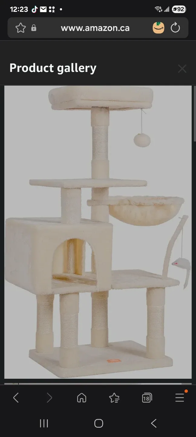 Heybly Cat Tree brand new