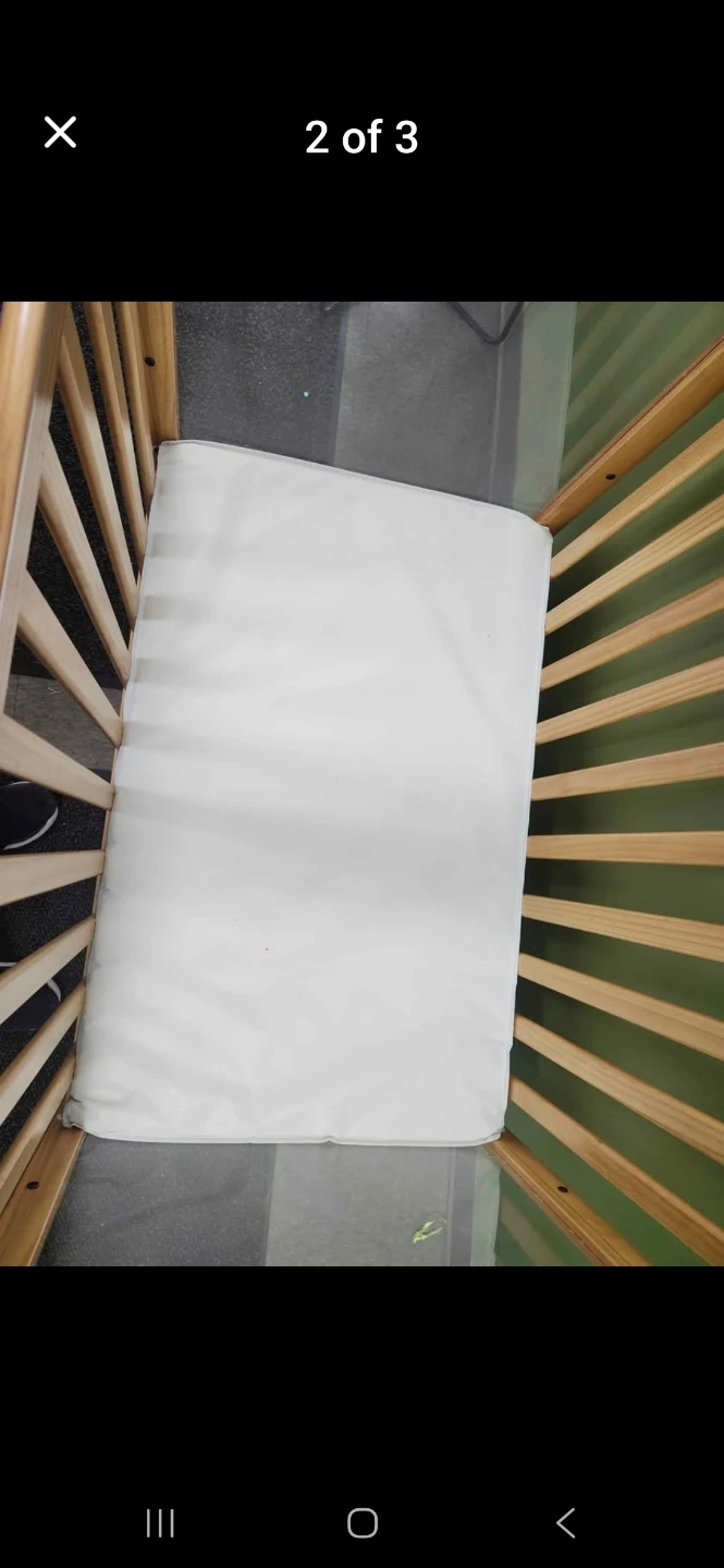 Wooden Baby Crib with Mattress - photo 2