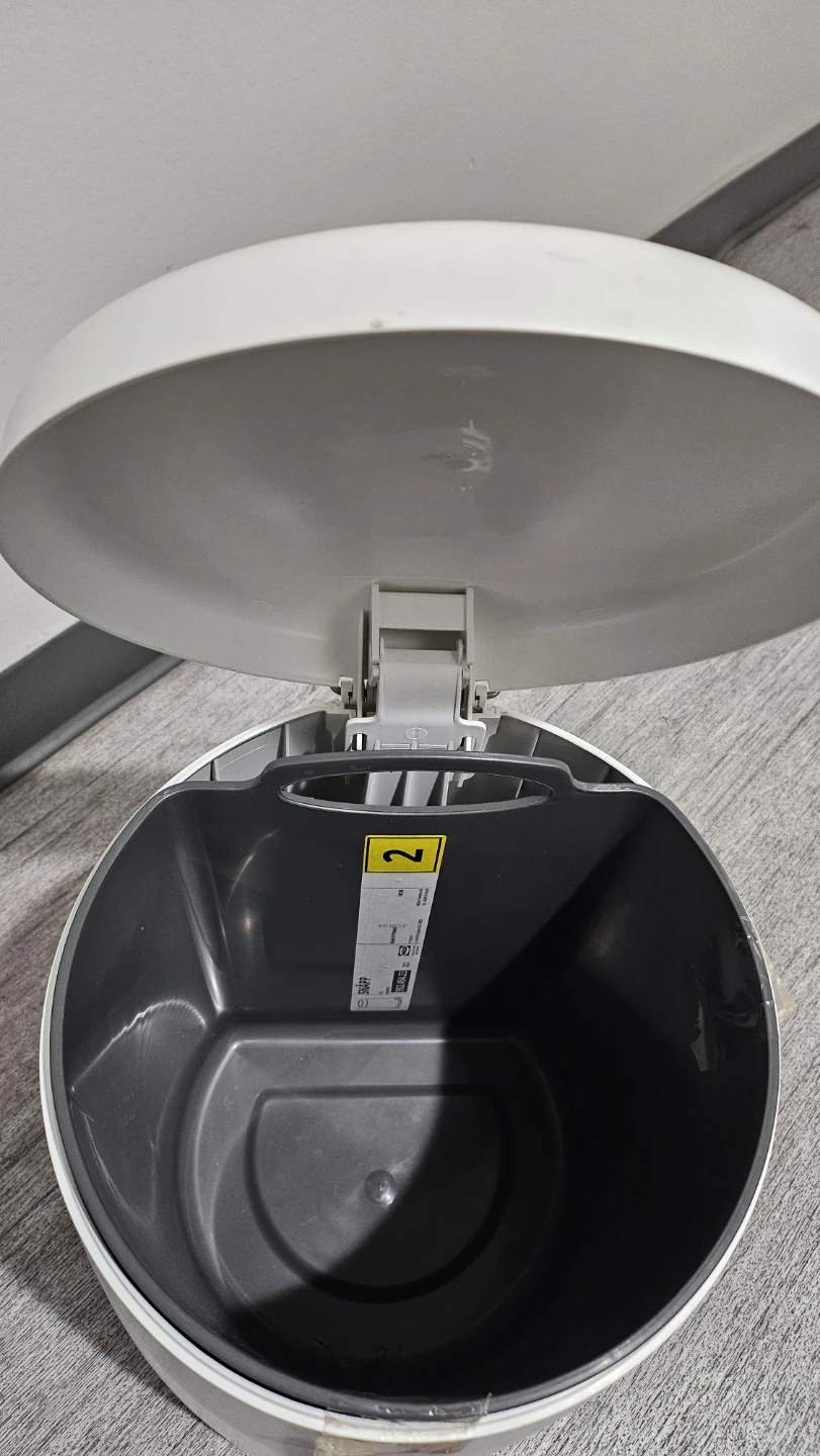 IKEA Snapp Pedal Bin - White - photo 2