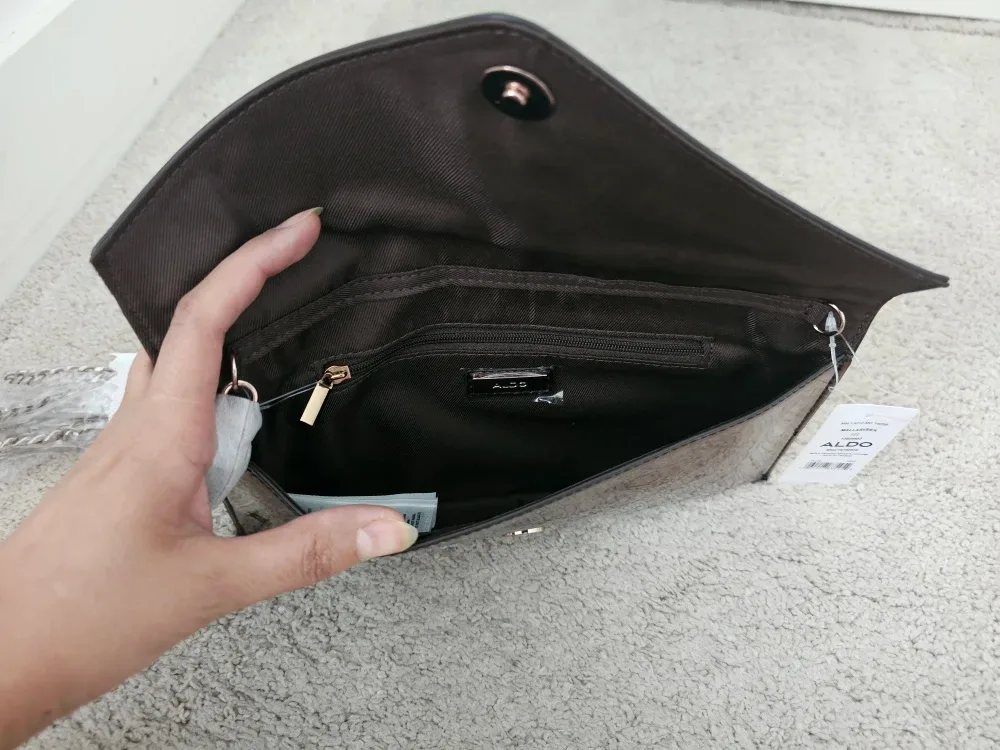 BNWT ALDO Clutch Purse image indicator(3)