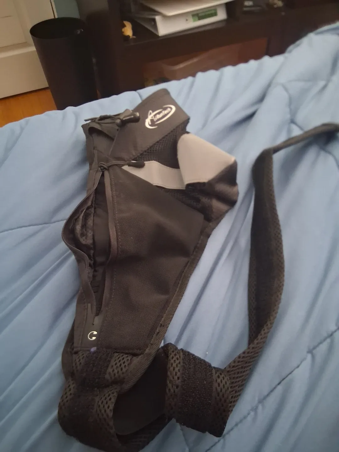 Airuntech running and walking bag - black