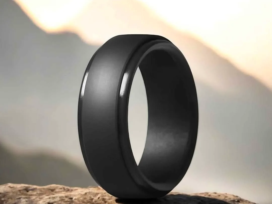Silicone wedding band
