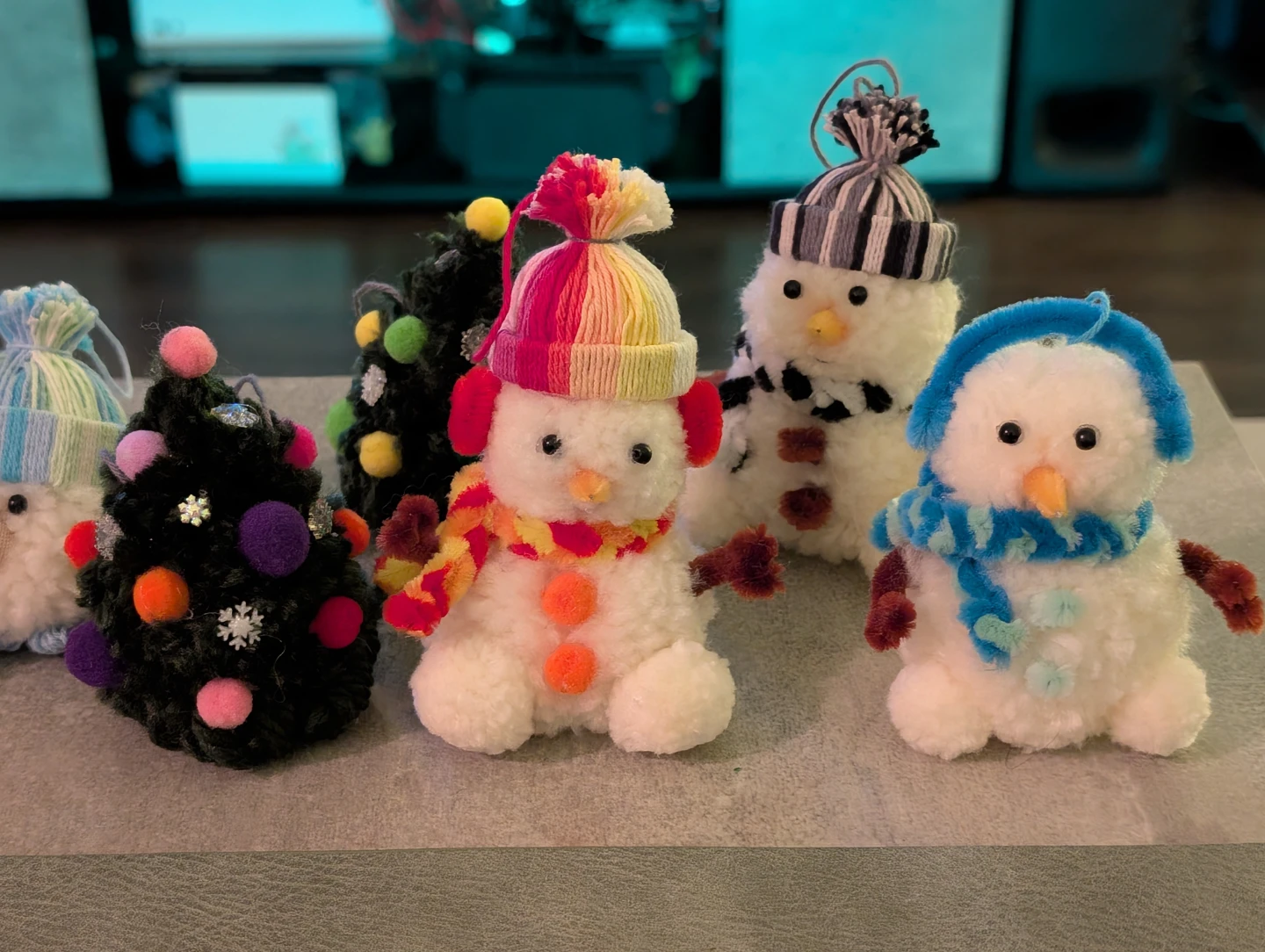 yarn Christmas gnomes, ornaments handmade - photo 4
