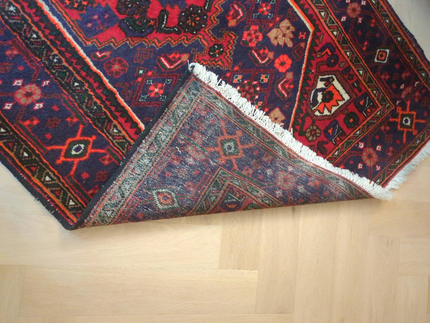 Red & Navy Persian wool Accent Rug - photo 4