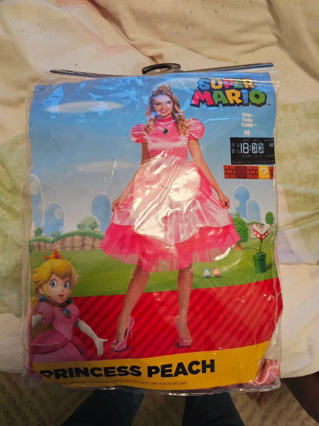 Princess Peach Deluxe Adult Costume
