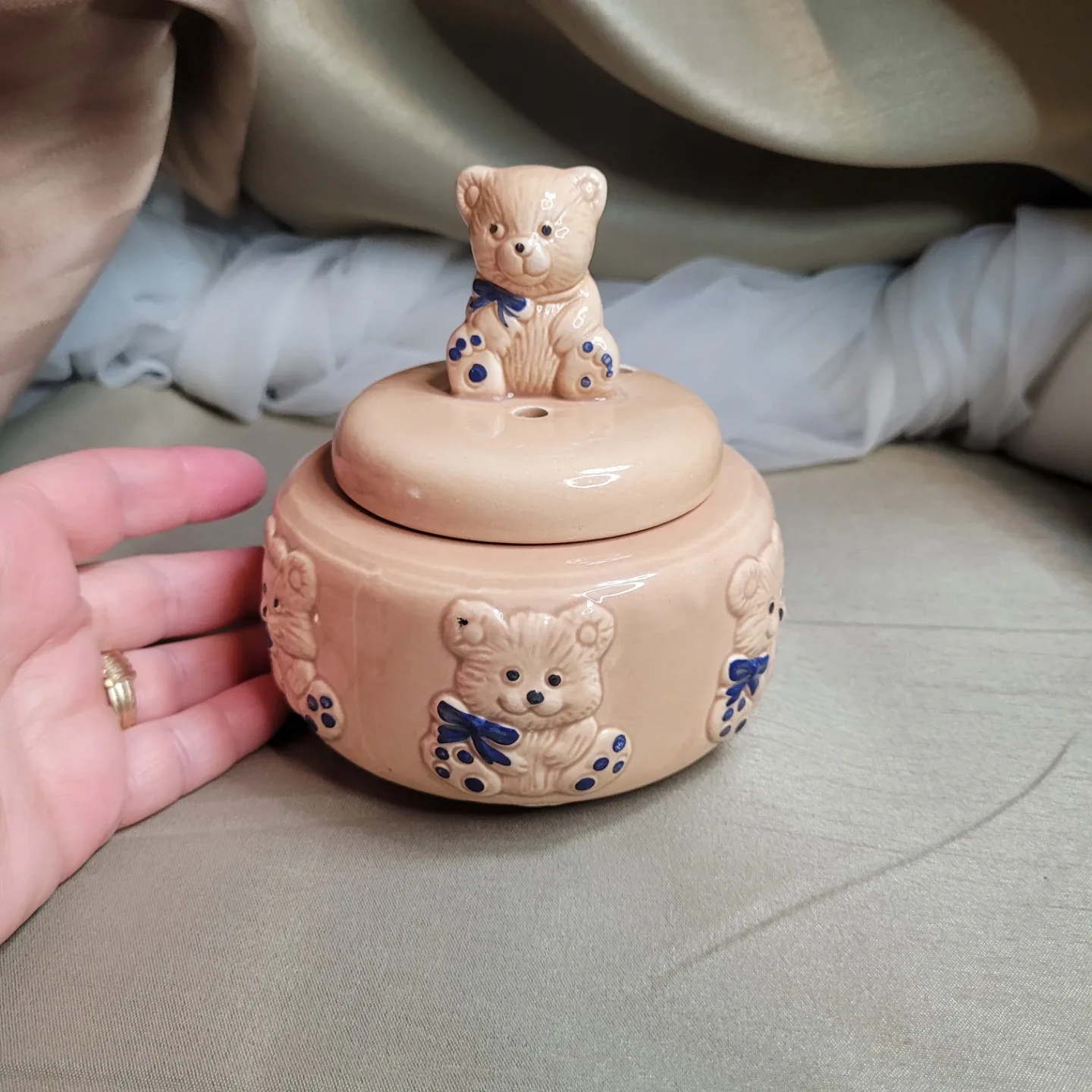 Vintage Ceramic Hand Painted Bear Trinket Box- Jewelry -Incense- image indicator(5)