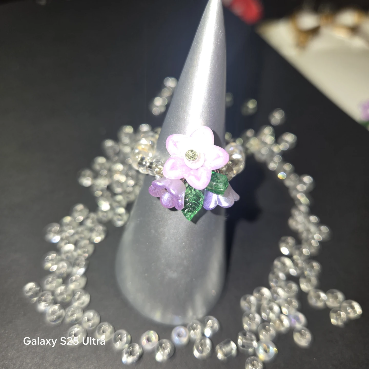 Handmade Floral Beaded Ring - photo 4
