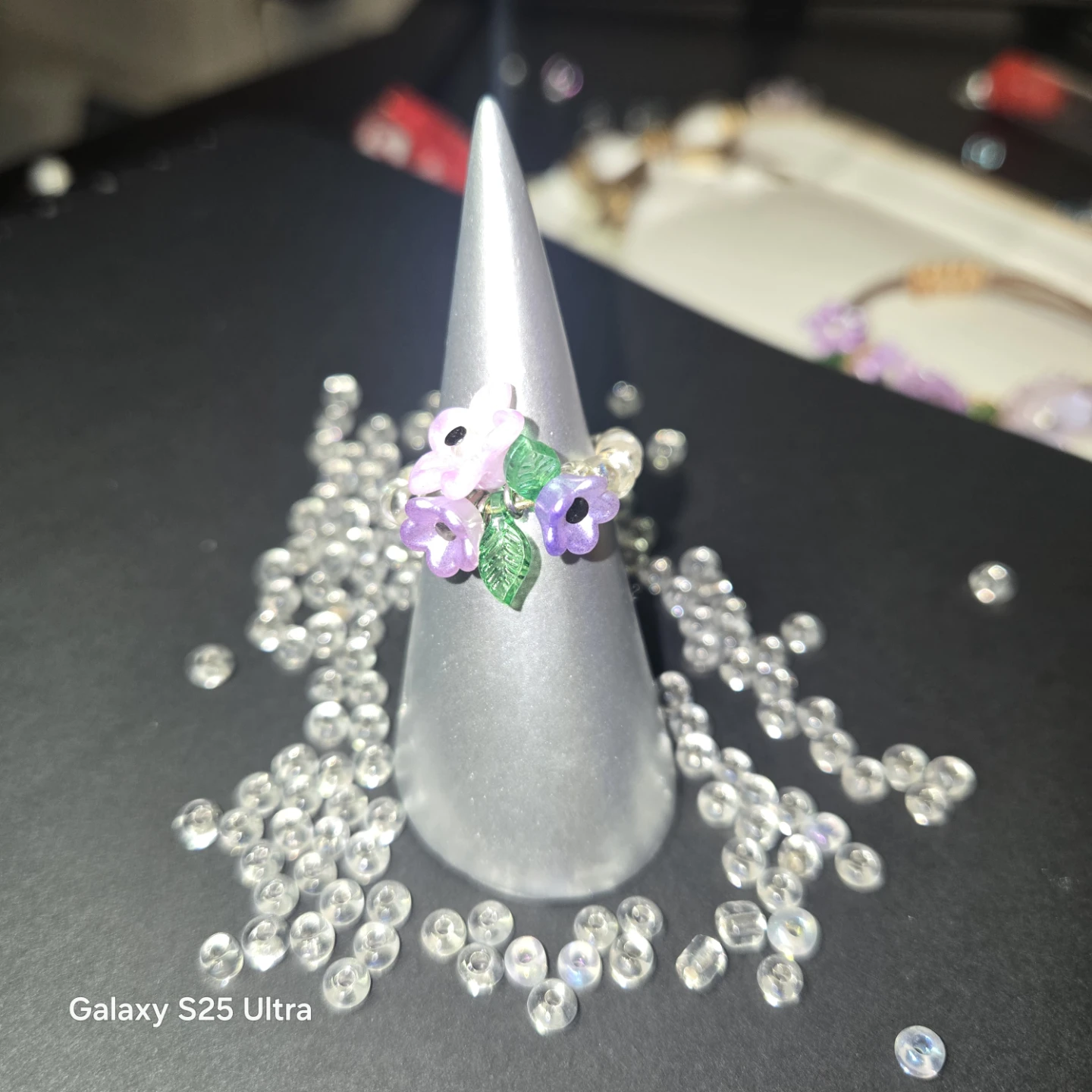 Handmade Floral Beaded Ring - photo 5