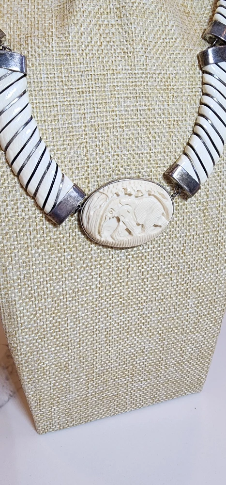 Vintage Hand-Carved Bone, Elephant Necklace – Statement Piece - photo 3