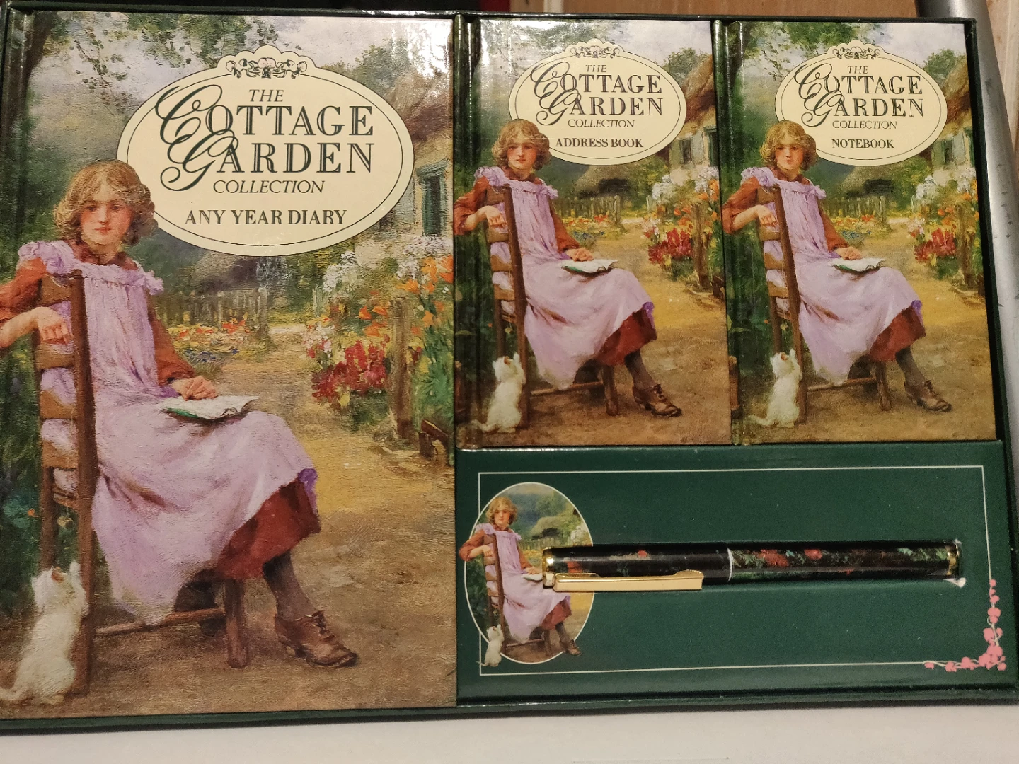 The Cottage Garden Collection - photo 2