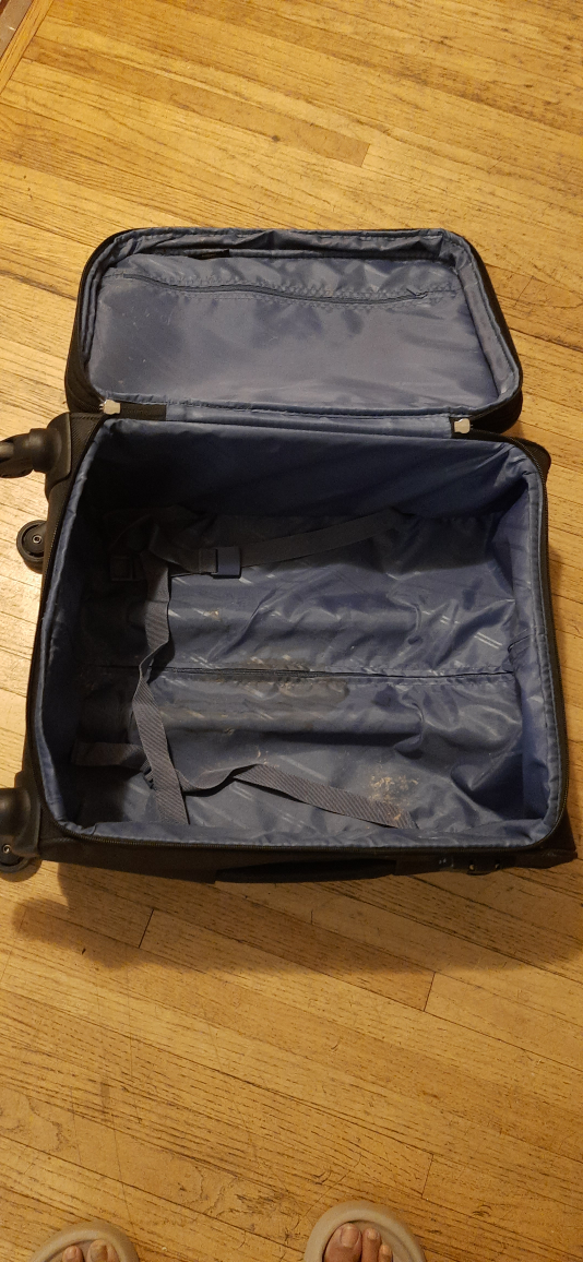 VIP Black Carry-on Rolling Suitcase - photo 5