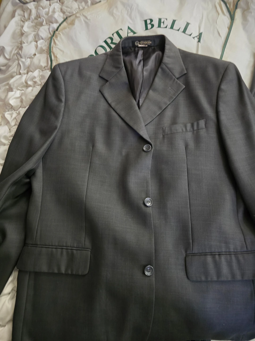Porta Bella Gray Suit