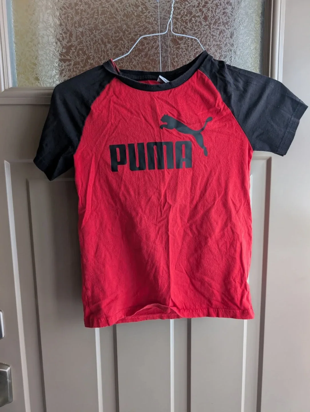 Boys size 10/12 Puma tshirt