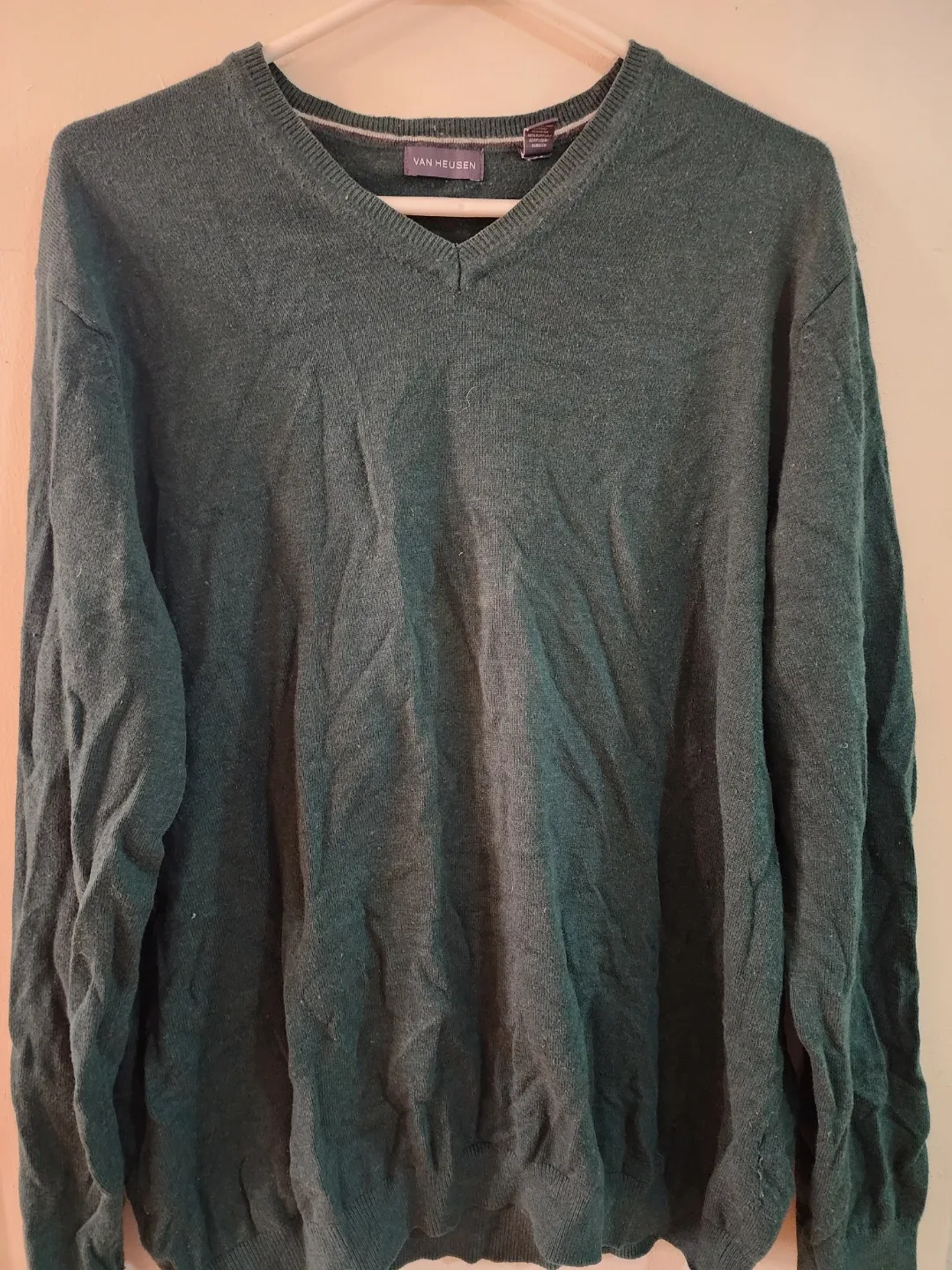 #Cleanout Van Heusen V-Neck Sweaters - XL image indicator(2)