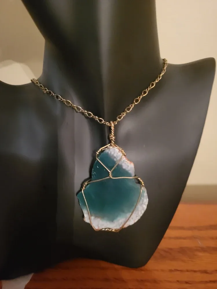 Green Stone Pendant Necklace
