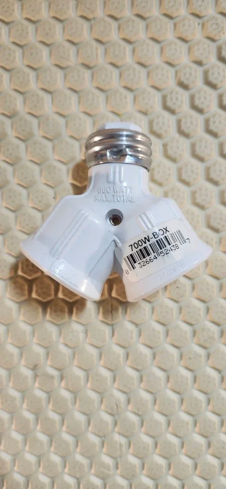 Light Socket Splitter - 660 Watt