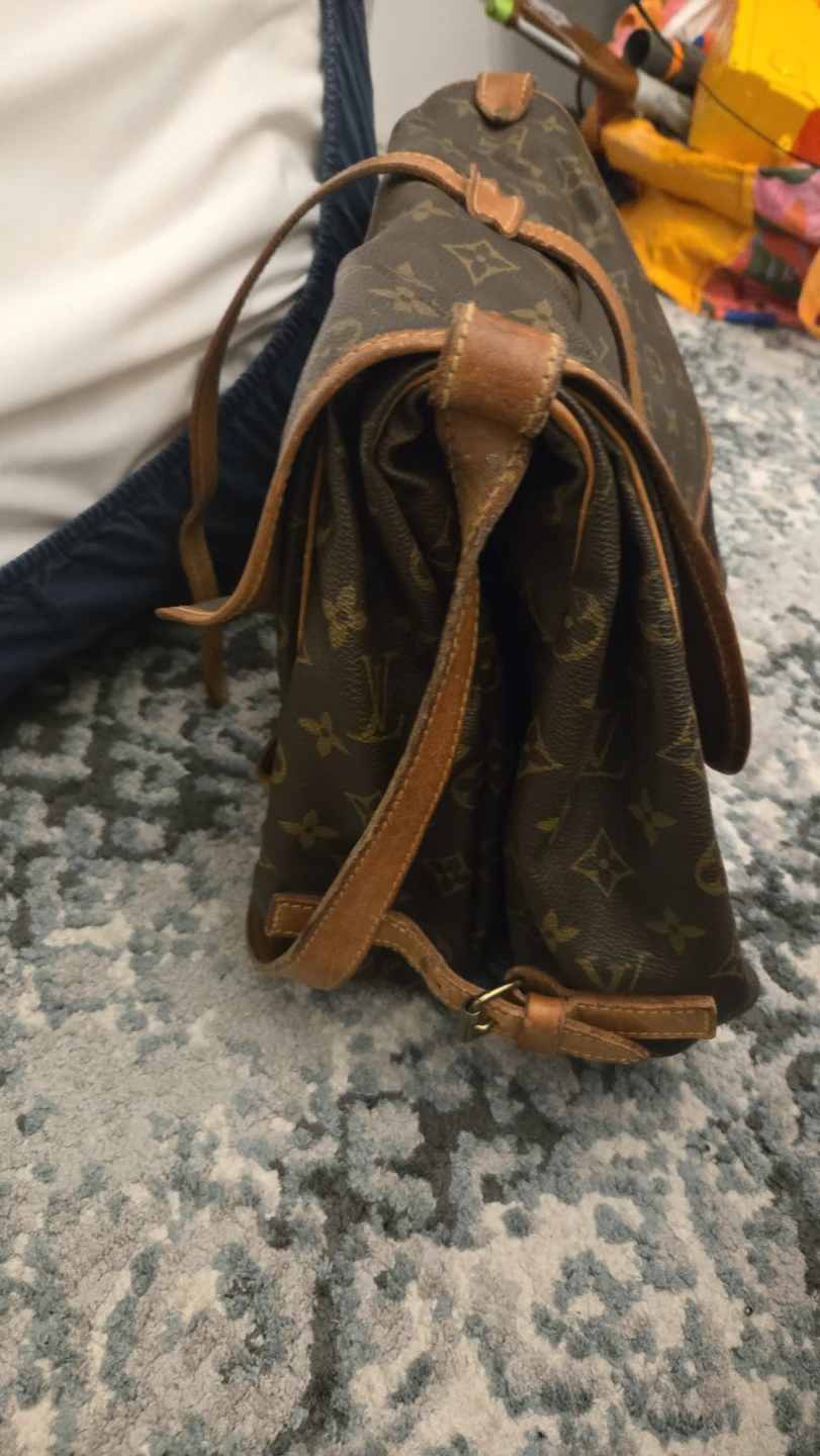 Louis Vuitton Monogram Saumur 35 Double Saddle Messenger Bag - photo 2