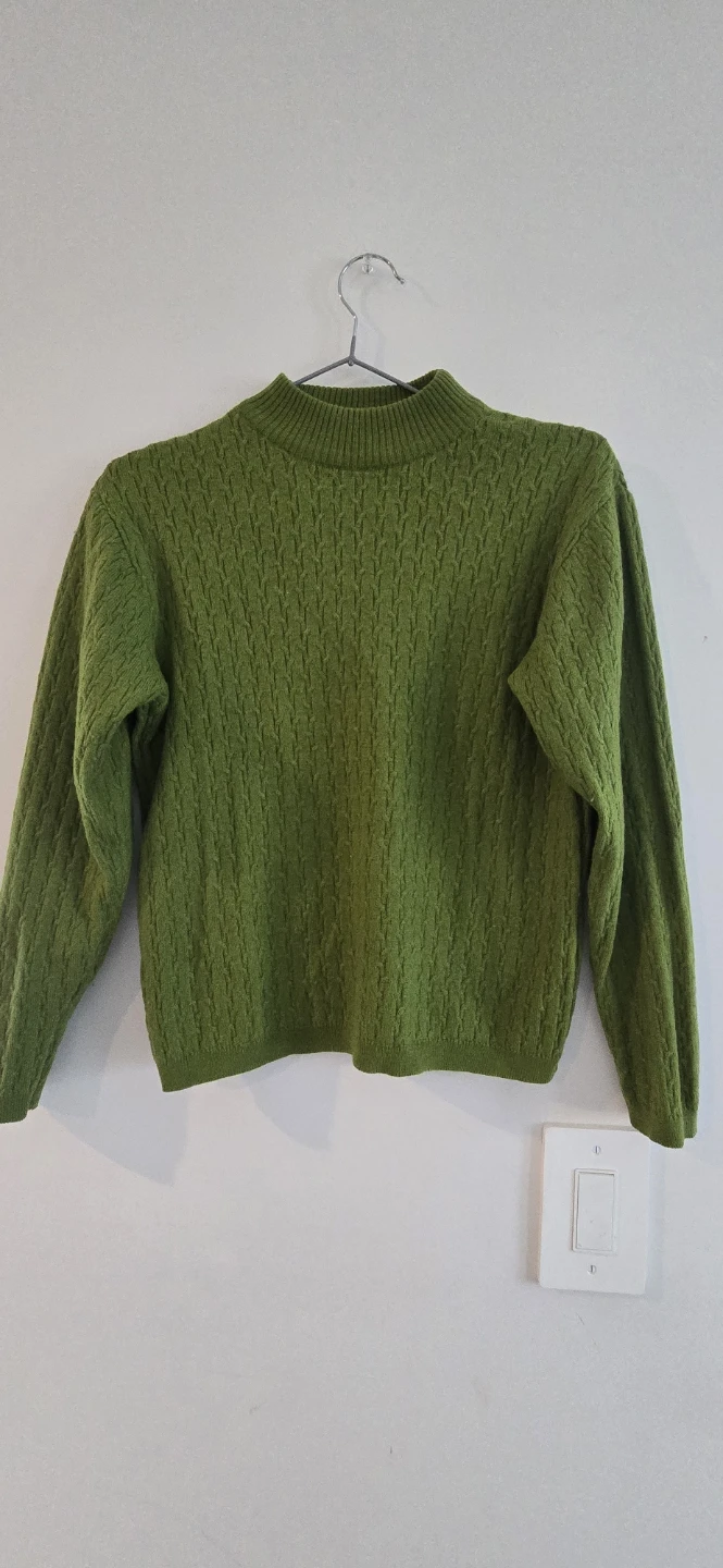 Lestricots Finette Green Sweater Size 2