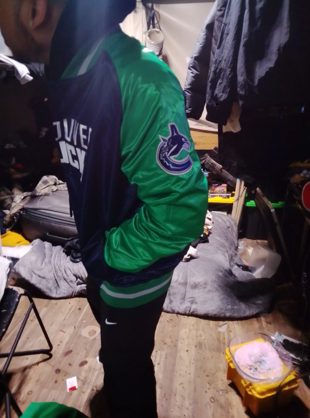 Vancouver Canucks Satin Bomber Jacket - photo 3