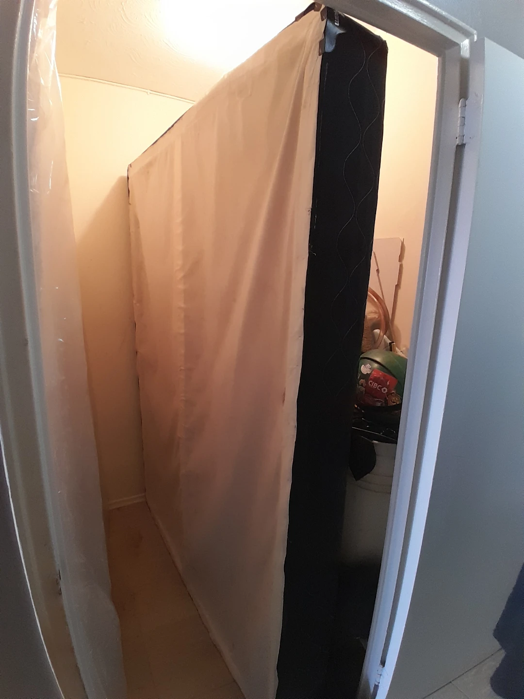 Queen Size Matress - photo 3