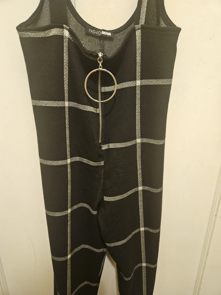Fashion Nova Plaid Jumpsuit - Size S - photo 2