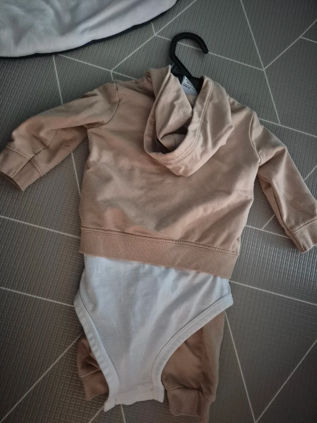 Nike Baby Outfit Set 6M #Cleanout image indicator(4)