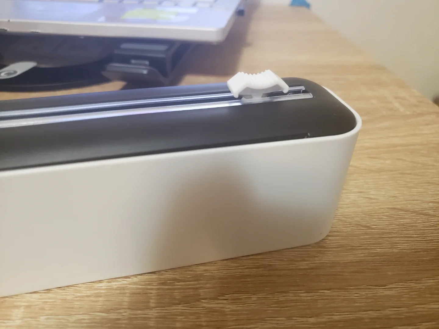 Wrap Dispenser image indicator(2)