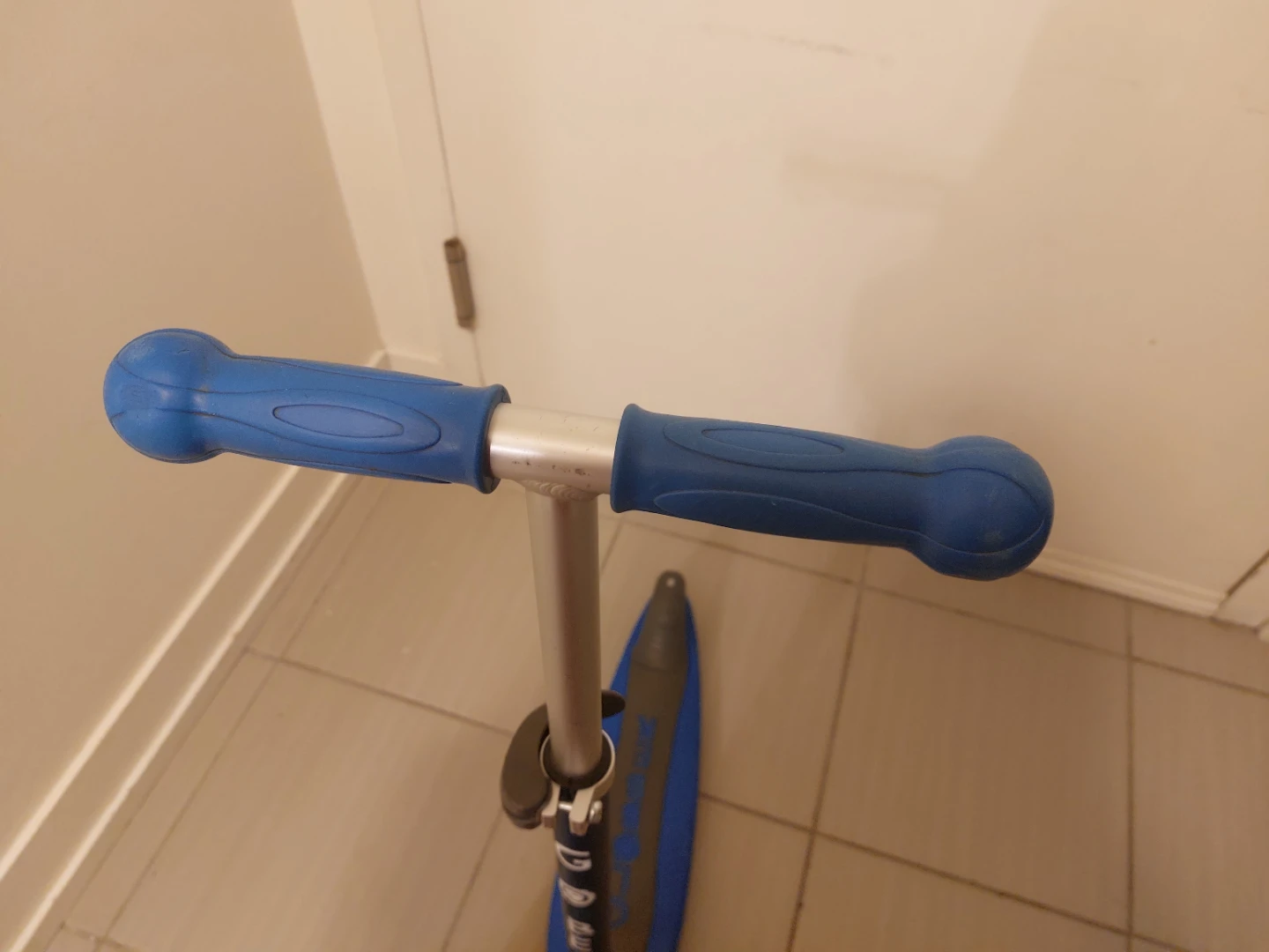 Globber Blue 3-Wheel Scooter - photo 4