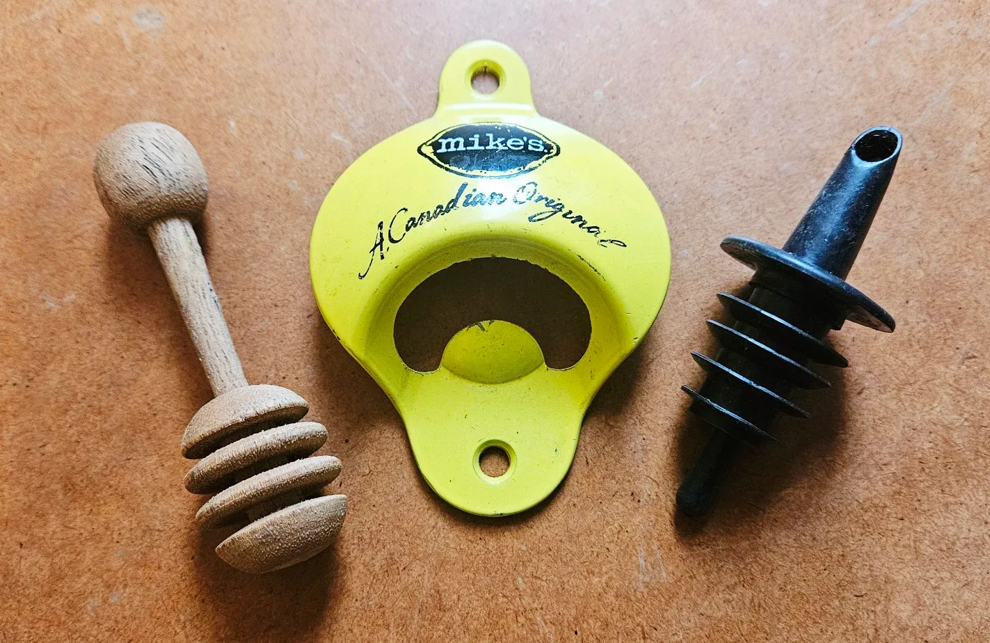 Bottle Opener & Accessories ♻️ #freecycle #cleanout