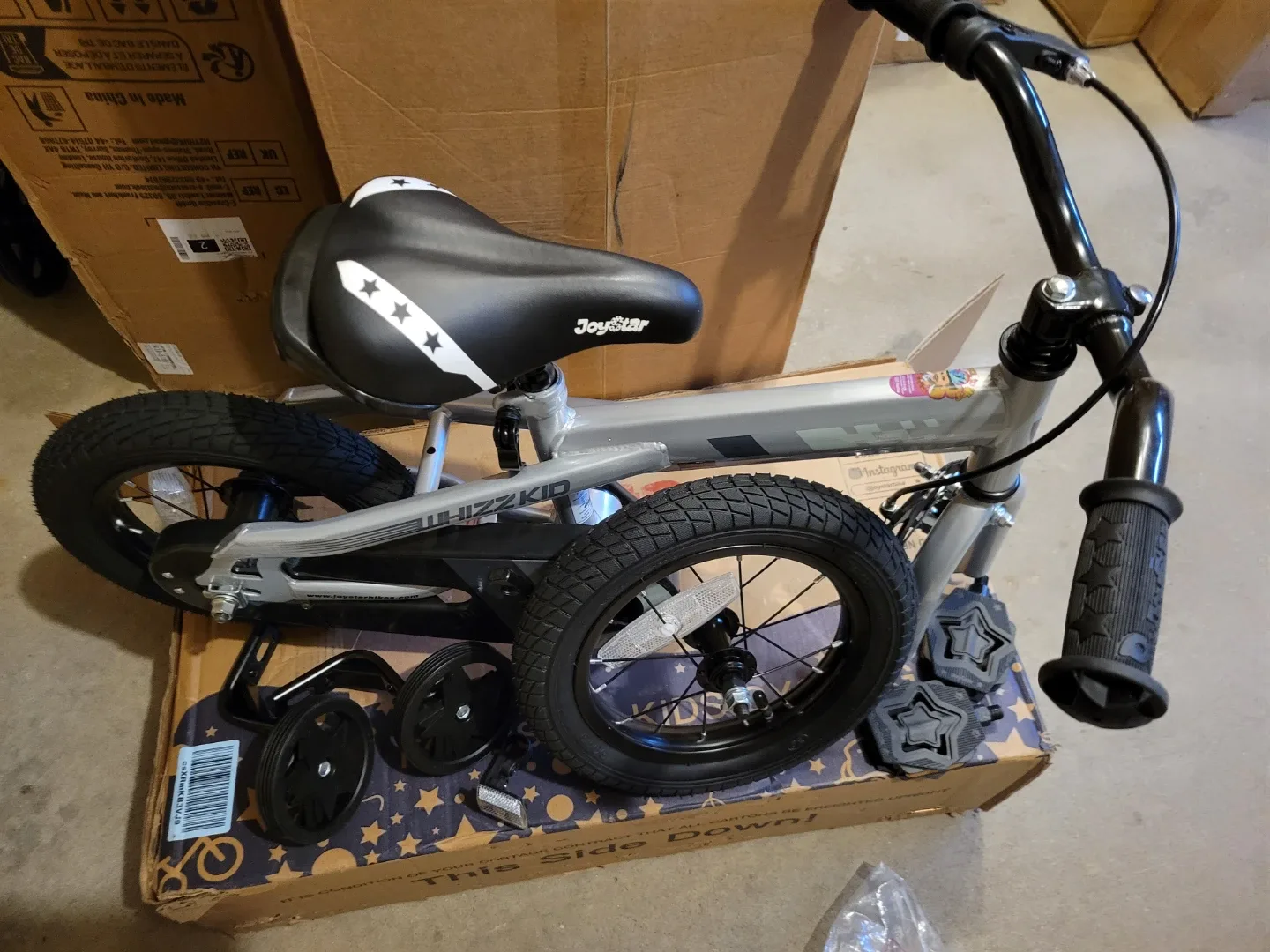 Whizz Kids Bike with Training Wheels New image indicator(9)