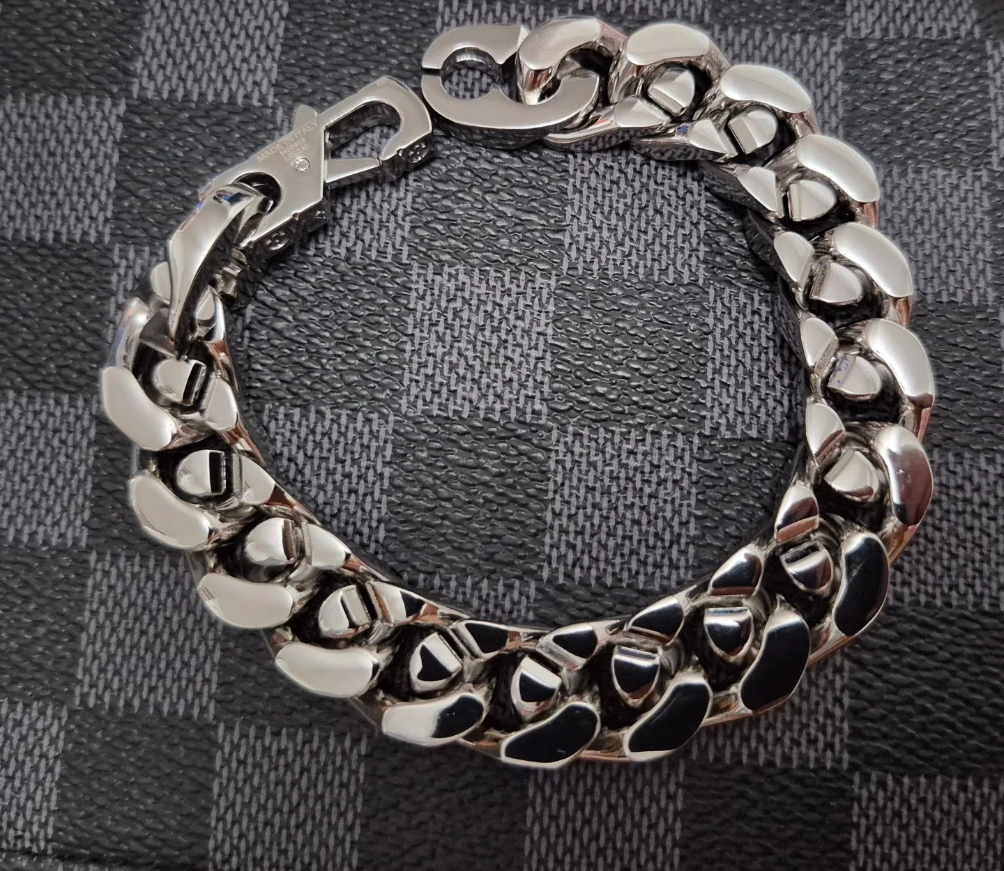 Louis Vuitton Heavy Chain Links Bracelet