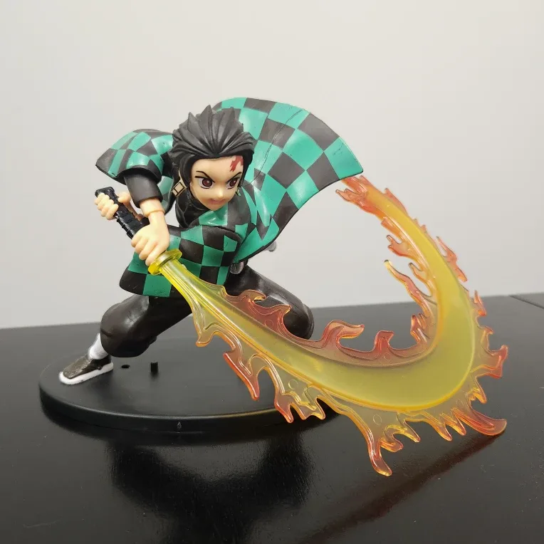 Tanjiro Kamado - Demon Slayer Figure image indicator(2)